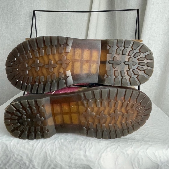 Natural Steps “Elsie” Pastel Glitter Rainbow Combat Boots - Picture 6 of 11